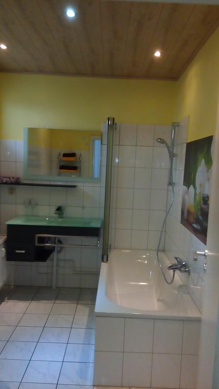 Apartment Halmis Fewo Wr Вернигерод Стая снимка